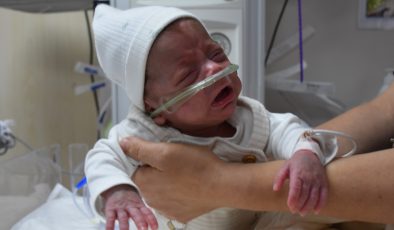 25 haftalık doğan Metin Alp bebek hayata tutundu