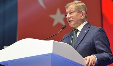 Davutoğlu’ndan Erdoğan’ın açıklamasına destek