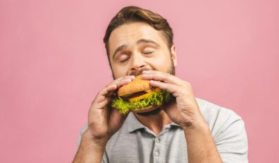 Uzmanlar uyarıyor: Kansere karşı bu yiyecekleri bırakın